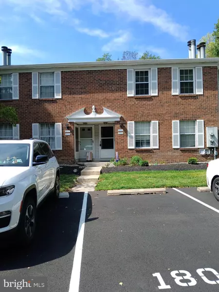 1803 HUNTINGDON MEWS, Clementon, NJ 08021