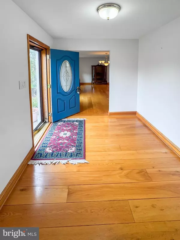 Gilbertsville, PA 19525,20 EAGLE CT