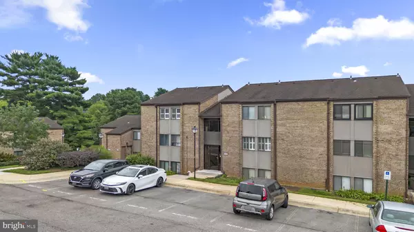10104 LITTLE POND PL #5, Montgomery Village, MD 20886