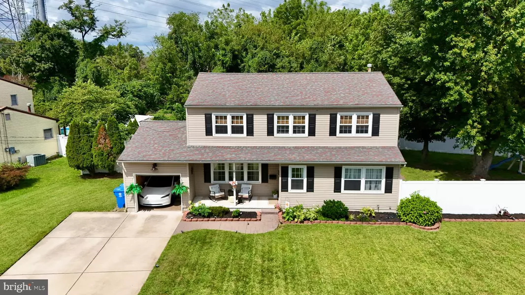 6 HARVEST LN, Burlington, NJ 08016