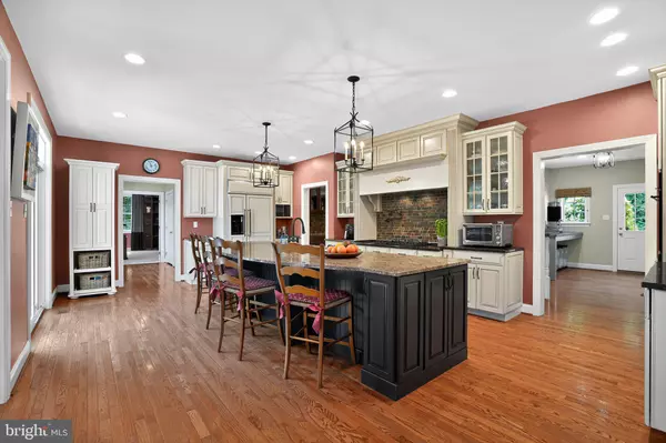 Chester Springs, PA 19425,1716 CHANTILLY LN