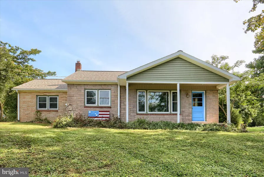 1175 N RIVER RD, Halifax, PA 17032