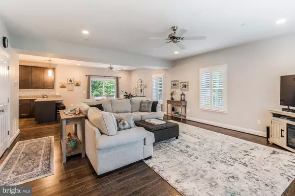 Edgewater, MD 21037,3377 OAK DR