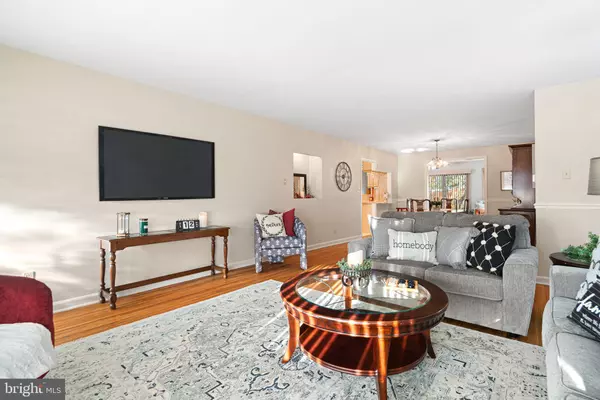 Oaklyn, NJ 08107,705 W BROWNING RD