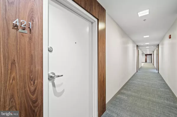 Washington, DC 20001,400 MASSACHUSETTS AVE NW #421