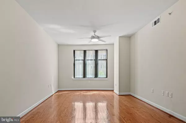 Washington, DC 20001,400 MASSACHUSETTS AVE NW #421