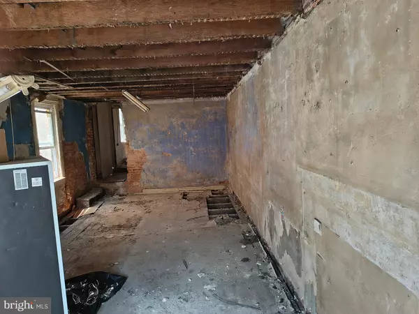 Baltimore, MD 21202,1230 E EAGER ST