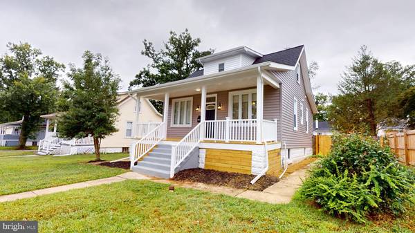 3002 OAKHILL AVE, Baltimore, MD 21207