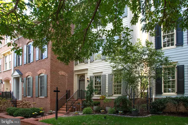 Alexandria, VA 22314,1852 CARPENTER RD