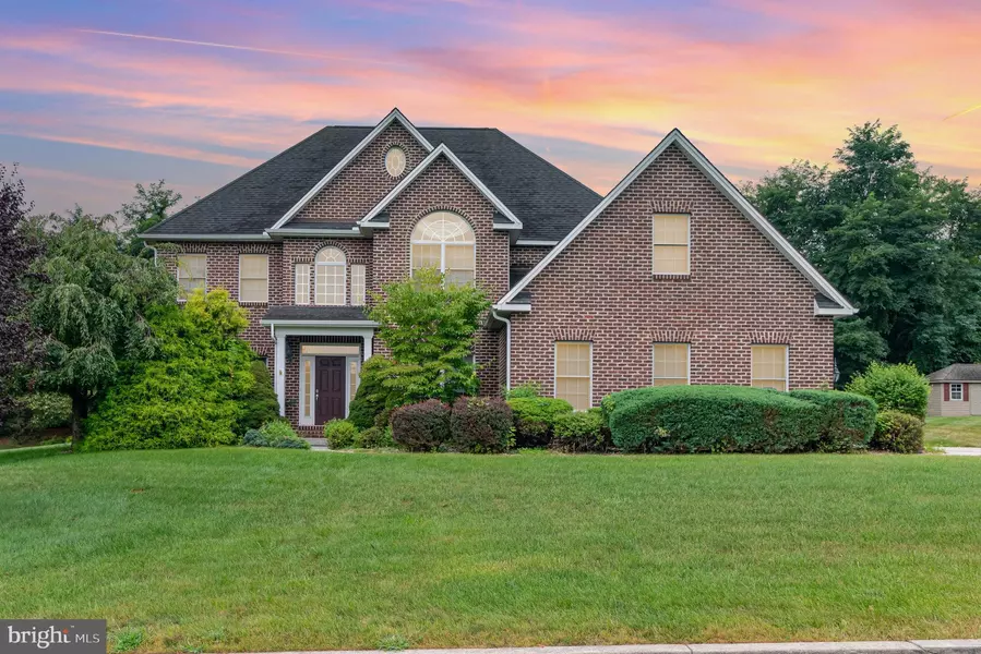 1614 FOX HOLLOW RD, Mechanicsburg, PA 17055