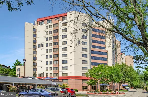 Columbia, MD 21044,10001 WINDSTREAM DR #201