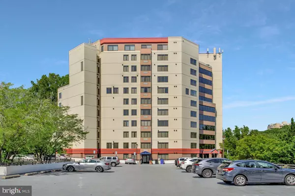 Columbia, MD 21044,10001 WINDSTREAM DR #201