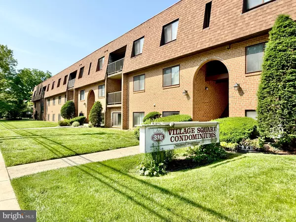 316 WHITE HORSE PIKE #102, West Collingswood, NJ 08107
