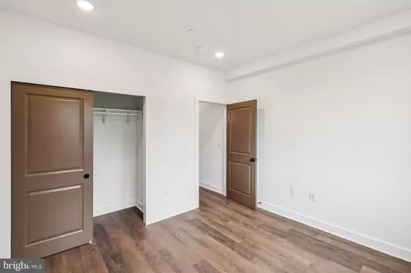 Philadelphia, PA 19122,439 W SUSQUEHANNA AVE #2
