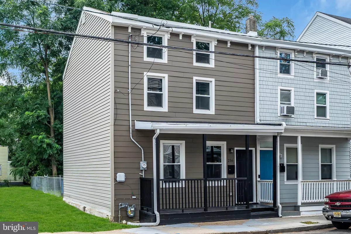 Burlington, NJ 08016,216 JONES AVE