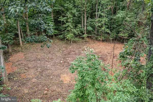 Fairfield, PA 17320,28 SWALLOW TRL