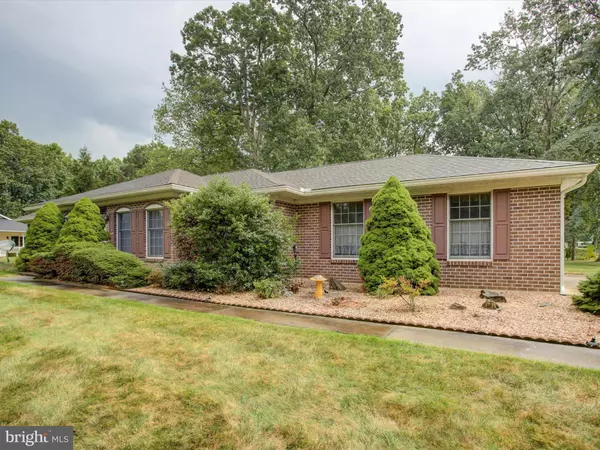 Fayetteville, PA 17222,6611 CONGRESSIONAL TER