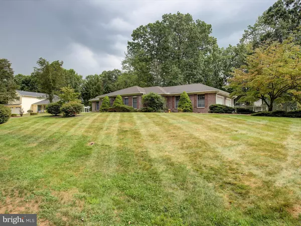 Fayetteville, PA 17222,6611 CONGRESSIONAL TER