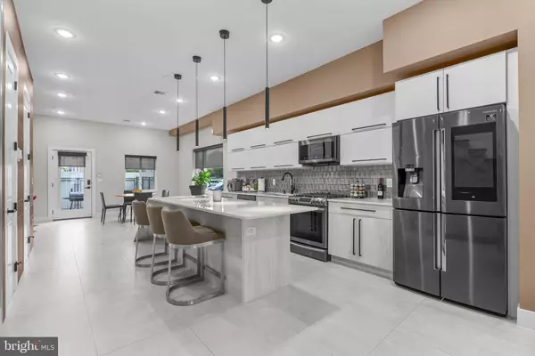 139 W JEFFERSON ST, Philadelphia, PA 19122