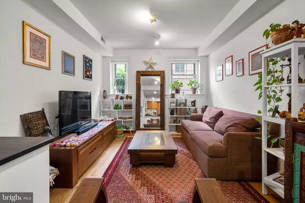 Washington, DC 20010,3220 17TH ST NW #106