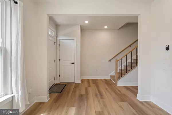 Dumfries, VA 22026,17303 TURNSTONE DR