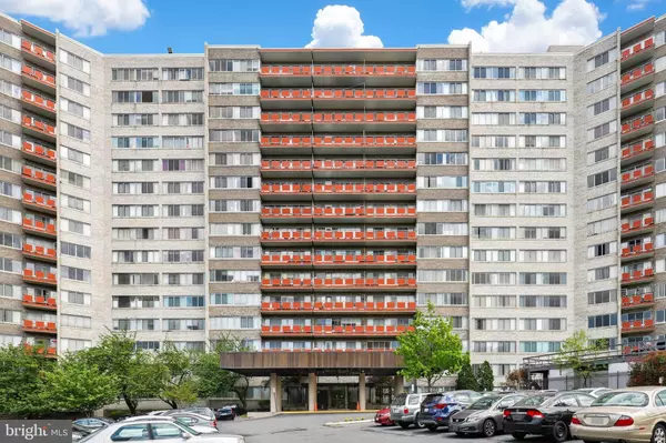 5340 HOLMES RUN PKWY #1102, Alexandria, VA 22304