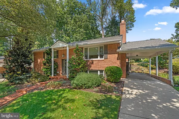 Falls Church, VA 22046,7426 TOWER ST