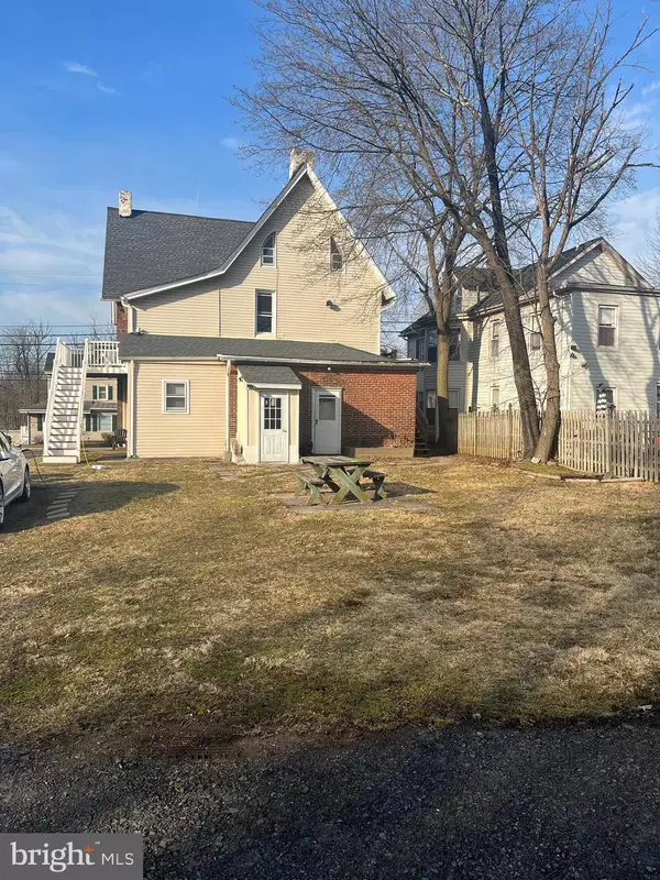 Chalfont, PA 18914,55 N MAIN ST #1ST FLOOR