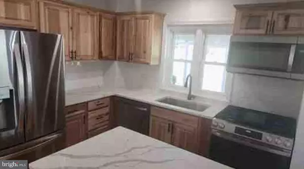 Reading, PA 19606,509 BUTTER LN