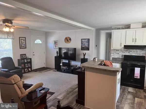 Ephrata, PA 17522,708 PRIMROSE LN