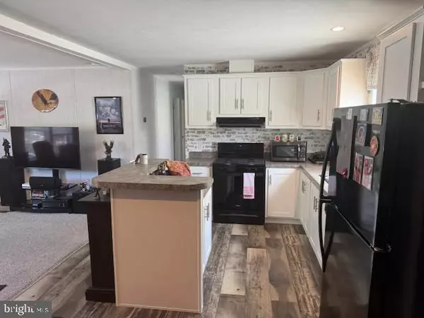 Ephrata, PA 17522,708 PRIMROSE LN