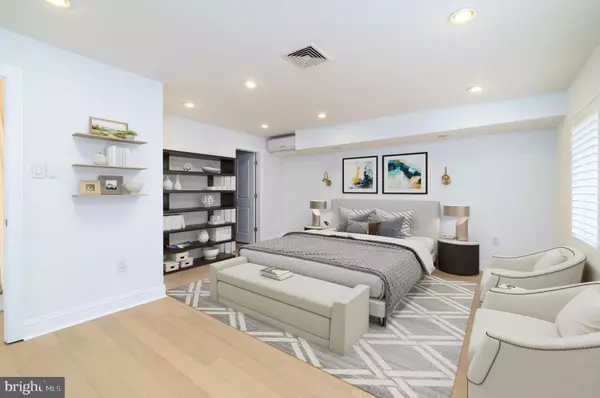 Philadelphia, PA 19147,104 LOMBARD ST