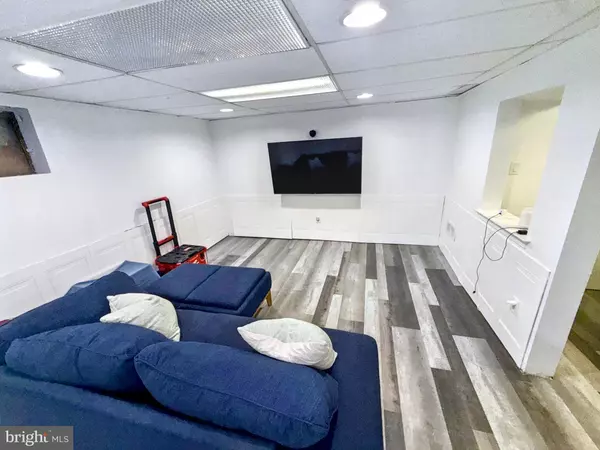 Lafayette Hill, PA 19444,239 BIRCH DR #