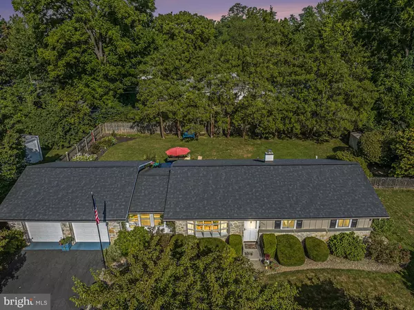 Lafayette Hill, PA 19444,4121 BARBERRY DR