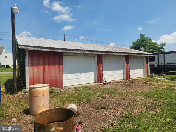 Manheim, PA 17545,1545 S COLEBROOK RD