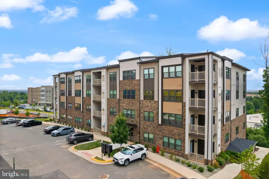 46320 MT MILSTEAD TER #301, Sterling, VA 20164