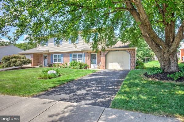 Akron, PA 17501,222 MILLER RD