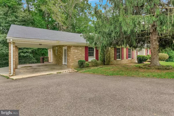 La Plata, MD 20646,5509 LITTLE BROOK DR
