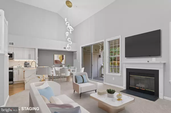 6864-F BRINDLE HEATH WAY #208, Alexandria, VA 22315