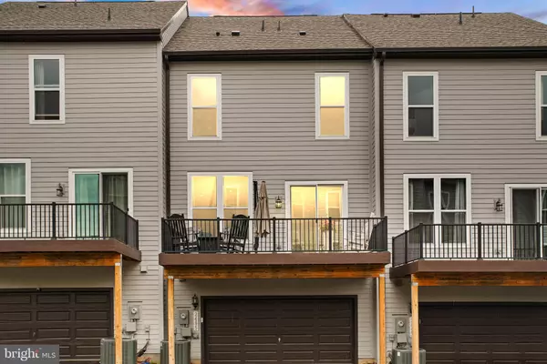 Herndon, VA 20171,2495 LIBERTY LOOP