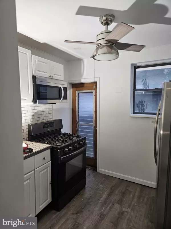 2540 S CLARION ST, Philadelphia, PA 19148