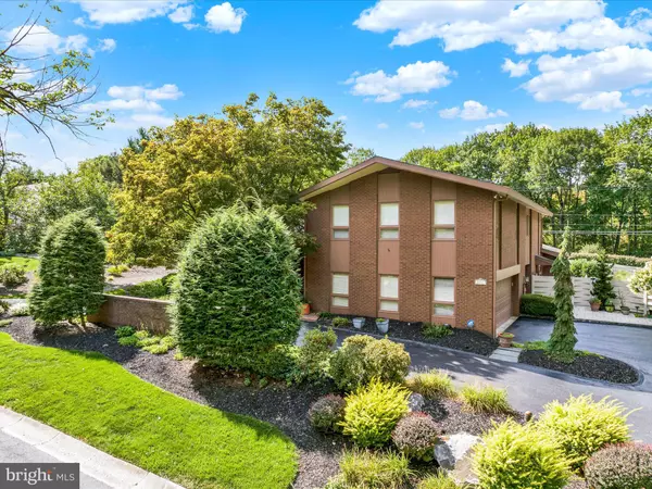 Wyomissing, PA 19610,1617 MEADOWLARK