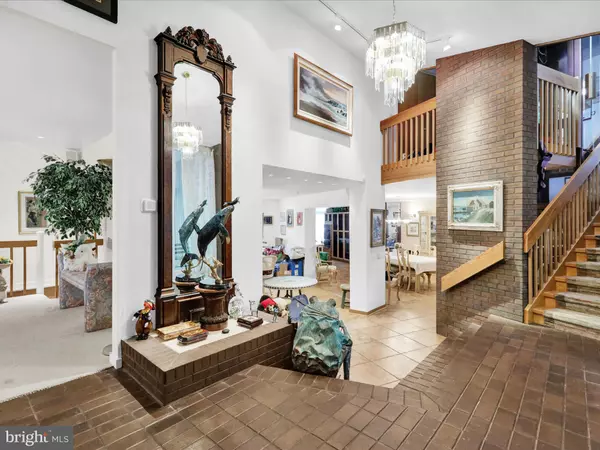 Wyomissing, PA 19610,1617 MEADOWLARK