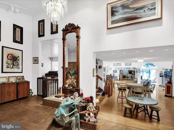 Wyomissing, PA 19610,1617 MEADOWLARK