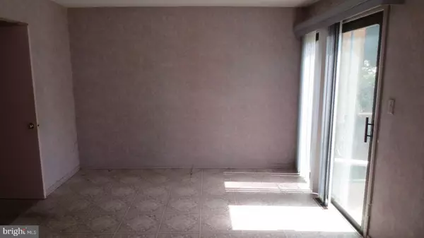 Hightstown, NJ 08520,203 CANTERBURY CT