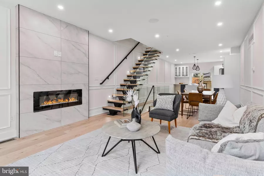 308 W PORTER ST, Philadelphia, PA 19148