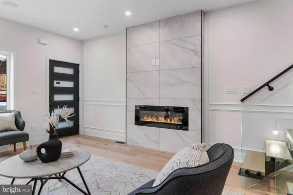 Philadelphia, PA 19148,308 W PORTER ST