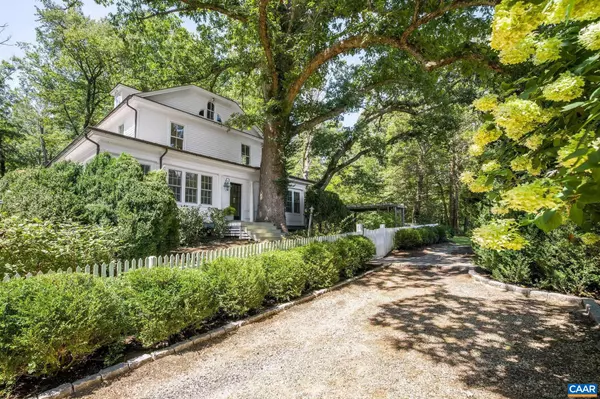 Esmont, VA 22937,3132 WYNOVA LN