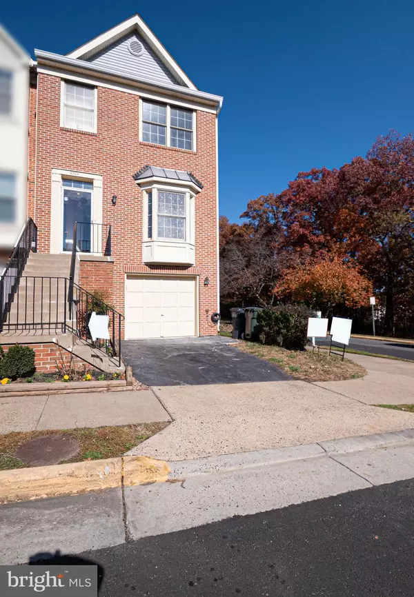 6324 SHIREY LN, Centreville, VA 20121