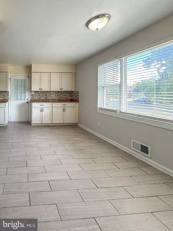 Fort Washington, MD 20744,8221 BARRETT RD